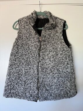 Reversible Cozy Gray Sherpa and Black Zip Vest - Women's Sleeveless Layering